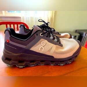 On CloudVista trail running shoe 7.5